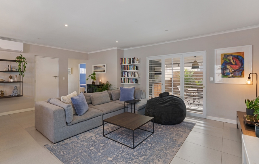 4 Bedroom Property for Sale in Sunningdale Western Cape